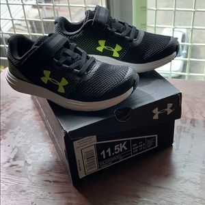 Under Armour BPS Surge RN AC shoes size 11.5K